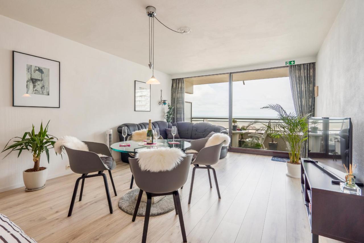 Luxueuze Vakantiestudio Met Zeezicht En Terras In Oostende 外观 照片